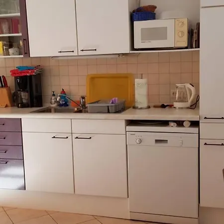 Tipp: Idyllisch Am Fluss Aber Zentrumsnah Apartment *